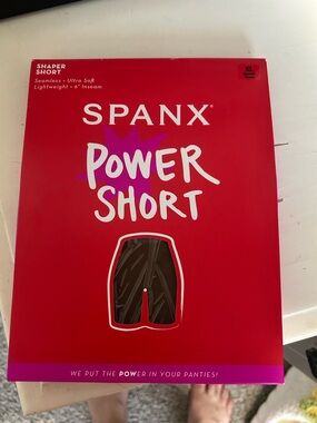SPANX Power Short Shaper Short